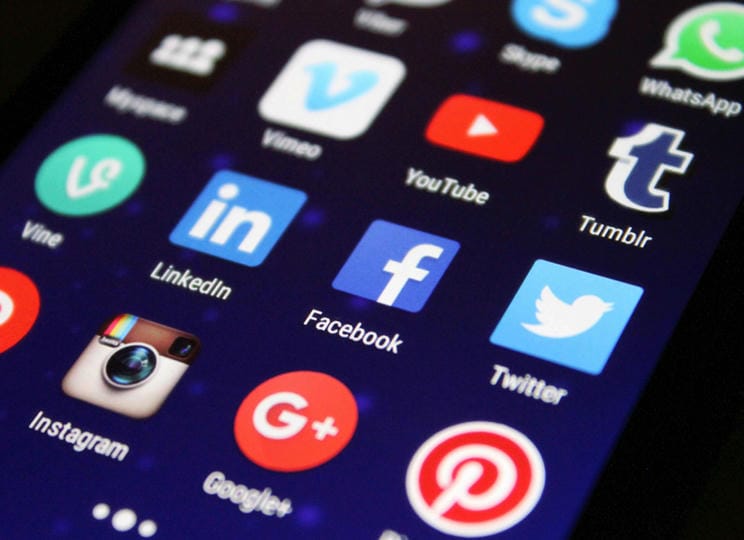 Social media marketing management home c